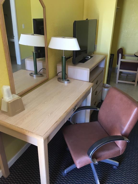 Blue Star Inn Odessa Bagian luar foto